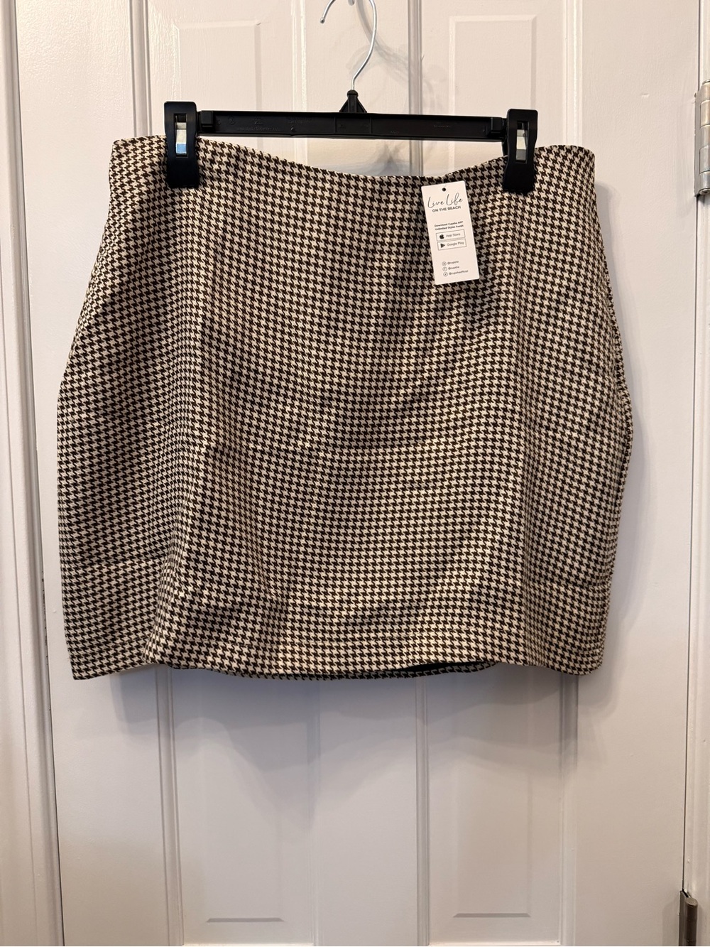 Cupshe Brown Houndstooth Mini Skirt - Picture 3 of 5